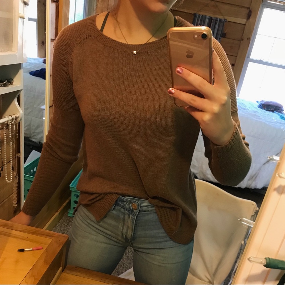 brown sweater